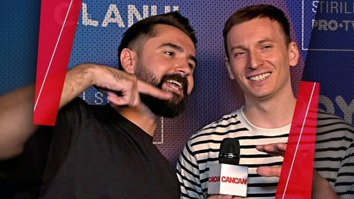 Denis Roabeș demonstrează că cine se tachinează, se duelează pentru trofeul de la “Vocea României”: “Cătușele au fost ale mele, le-am pregătit pentru Irina!”