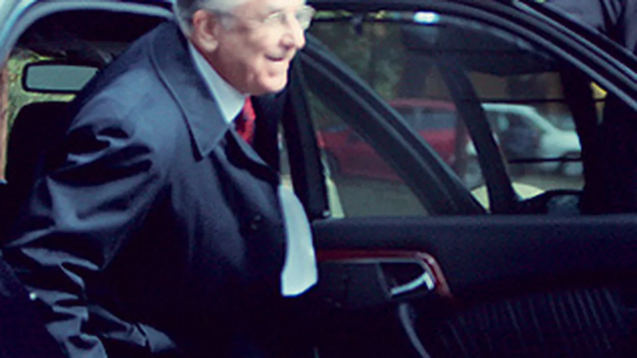 Ion Iliescu a luat masa la Il Calcio cu ambasadorul Chinei! Pranz retro in Herastrau