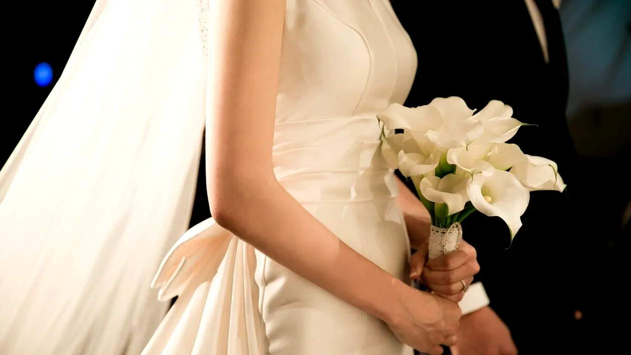 Nuntă cu scandal în Râmnicul Vâlcea! Mireasa bătută, iar mirele la petrecere până dimineață