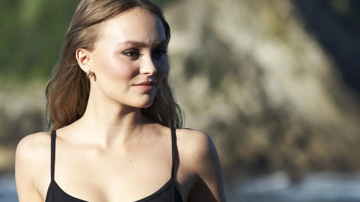 Colin Farrell și fiica lui Johnny Depp, surprinși împreună în București. Ipostazele în care au fost filmați cei doi