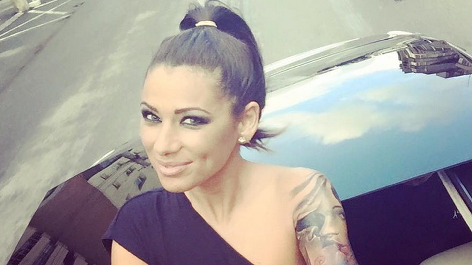 Roxana Vancea, intr-o ipostaza ...compromitatoare. A luat-o de gat si...