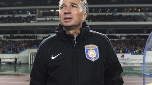 Şi-a cumpărat un palat de 2 milioane E din banii de la arabi! Avem imagini exclusive cu noua super-casă a antrenorului Dan Petrescu
