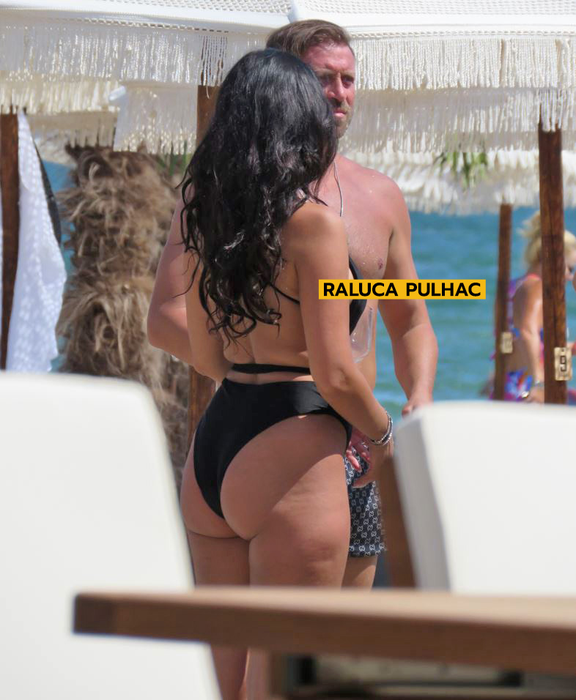 Raluca Pulhac, super-sexy la Mamaia  (Foto: CANCAN.RO)