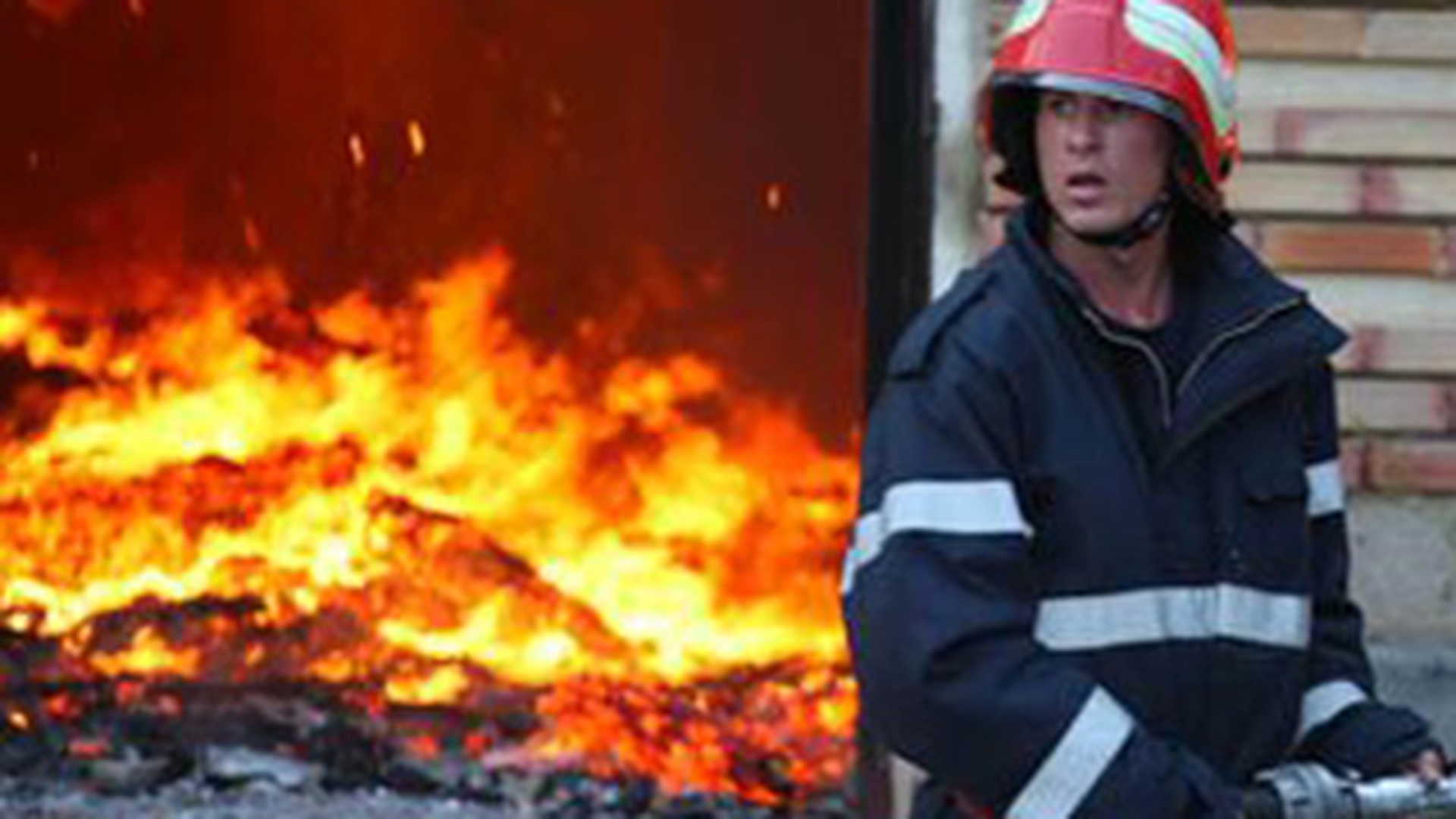 Incendiu la un bloc din Timisoara, zeci de locatari au fost evacuati