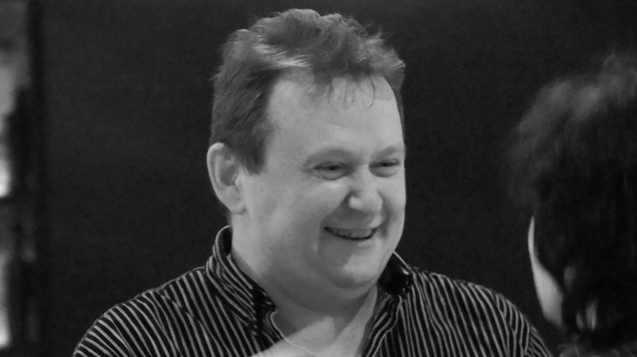Doliu la TVR! Mesaje sfâșietoare în memoria comentatorului Adrian Grădinescu. El iubea handbalul și tenisul de masă