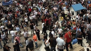 Mii de persoane manifesteaza in Grecia, in prima zi a grevei generale