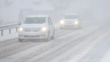 Alertele de vreme severă au fost prelungite! Mare atenție, români: nu ieșiți din case
