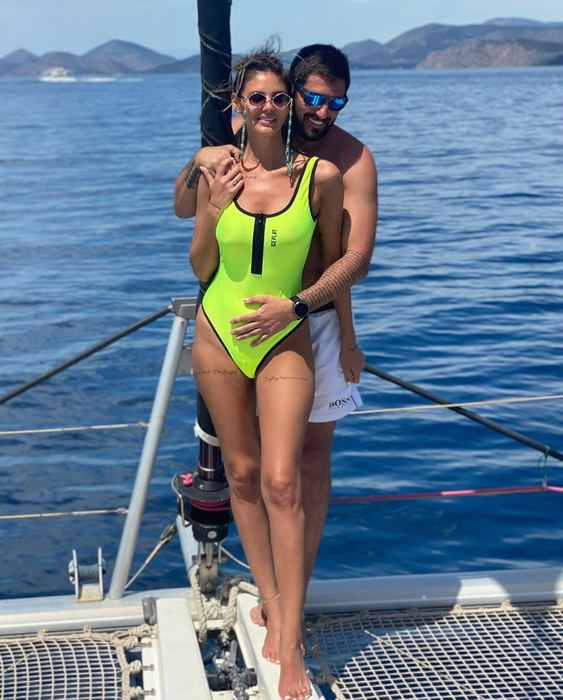 Ramona Olaru și Cătălin Cazacu formează un cuplu de aproximativ un an (Foto: facebook)