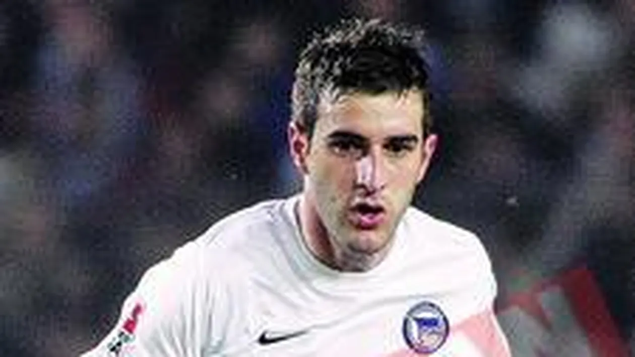 Max Nicu stie doar un vers din imnul Romaniei