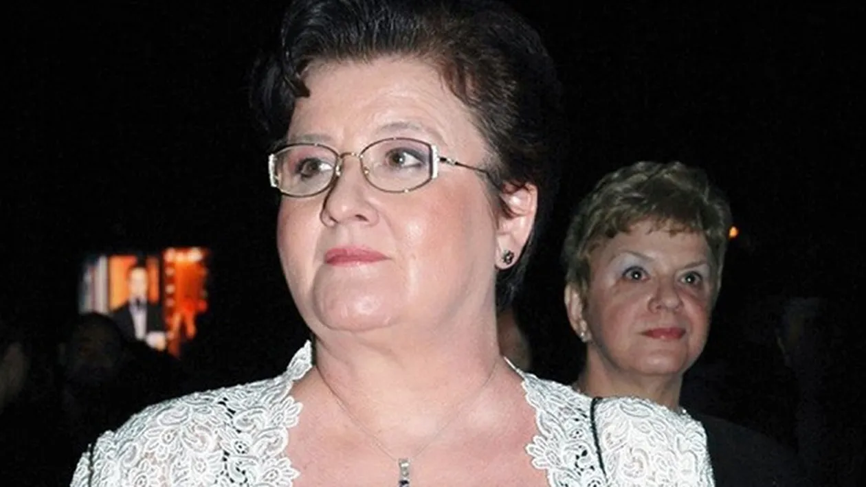 Blestemul genericului “Tezaur folcloric”! Cum a murit misterioasa femeie in straie populare, calare pe murgul alb?