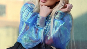 O recunoști? Uite cum arăta Barbie de România în copilărie. FOTO EXCLUSIV!