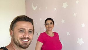 GABRIELA CRISTEA era pe ultima sută de metri cu pregătirile înainte de sosirea pe lume a bebeluşului când a făcut anunţul: „Din păcate....“
