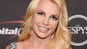 BRITNEY SPEARS se iubeşte c-un tânăr musculos! A apărut într-un videoclip al artistei, iar apoi...