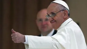 Enoriasii nu au mai vazut vreodata asa ceva! Gest SUPERB facut de Papa Francisc in public. S-a pus in genunchi si...