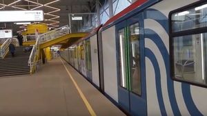 Moscova a restricționat accesul studenţilor şi vârstnicilor în mijloacele de transport în comun