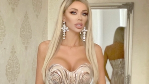 Bianca Drăgușanu, pe un site de escorte din Olanda. Câți euro cere pe oră