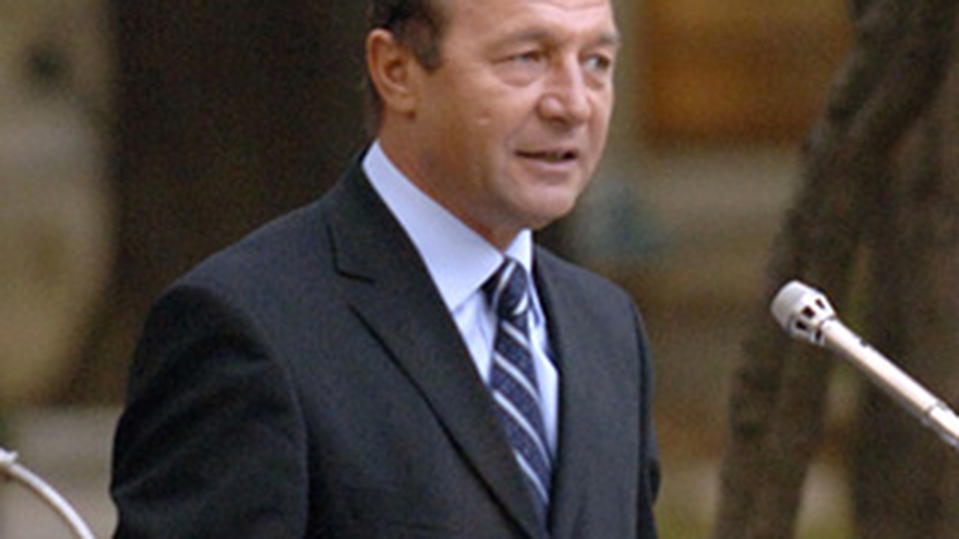 Traian Basescu e "apt" medical pentru indeplinirea atributiilor de serviciu
