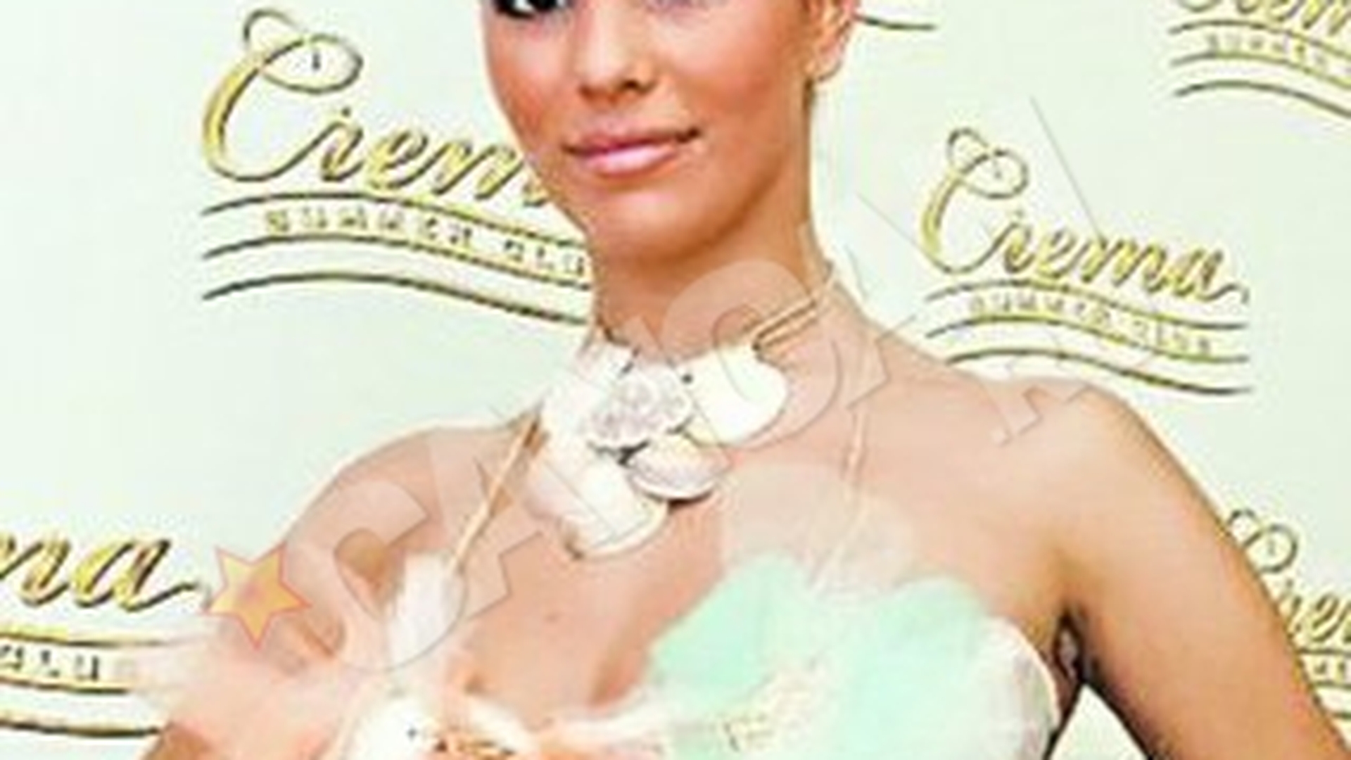 Pe urmele lui Varciu! Andreea Bododel reface traseul fostului iubit