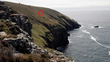 Salvare spectaculoasa in Anglia! A stat 20 de ore suspendata pe o stanca