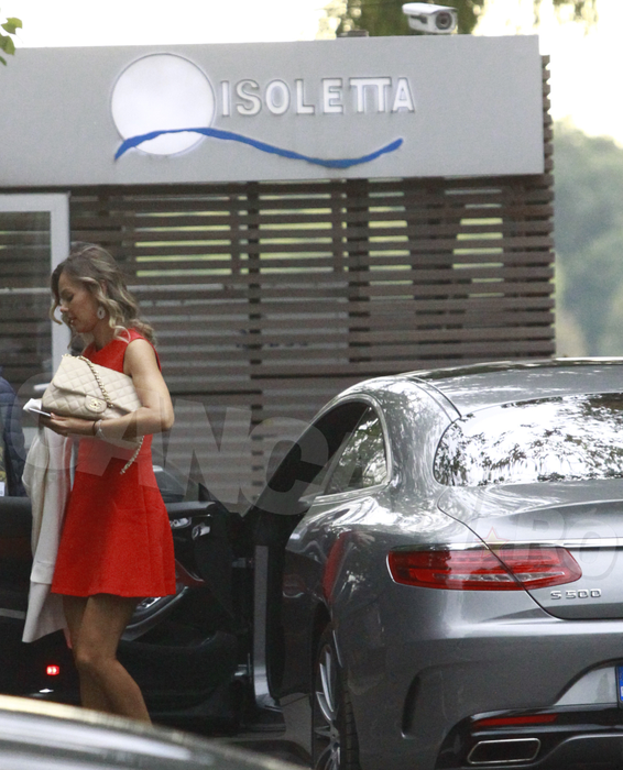 Sexoasa bogătaşă Alina Geambazi i-a înnebunit pe toţi! Imagini de infarct cu graţioasa nepoată a lui Gigi Becali