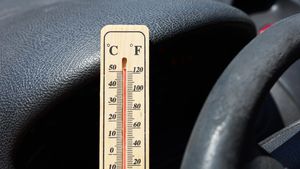 Tragedie din cauza caniculei în Spania. Un copil de numai 2 ani a fost găsit mort după ce a fost uitat de tată în mașină, la 35 de grade Celsius