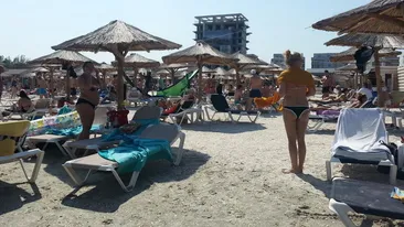 S-a intamplat pe litoralul romanesc! Ce a patit o tanara care se bucura linistita de razele soarelui!