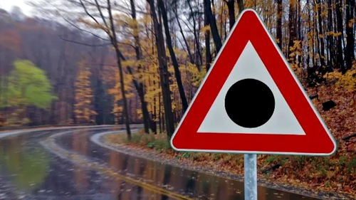 Semnul de circulaţie bulversant. Tu ştii ce înseamnă acesta, de fapt? Mare atenţie, şoferi