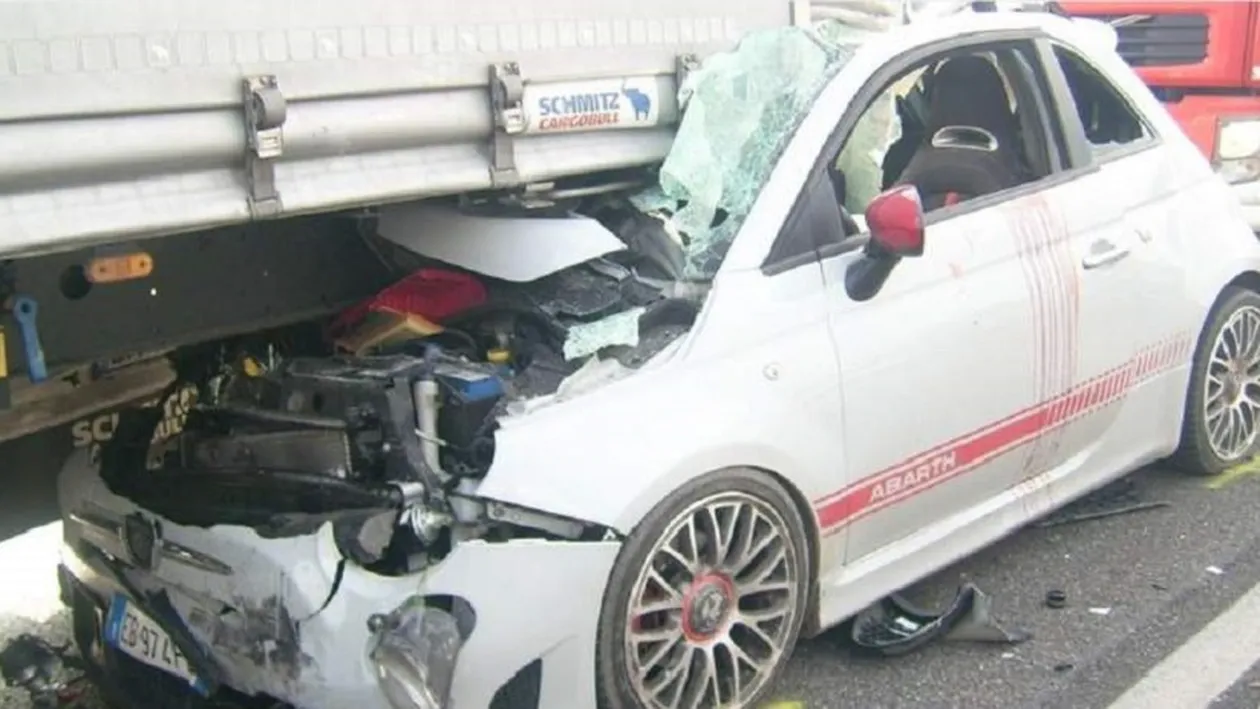 Tânără de 25 de ani, strivită de un TIR condus de un șofer român! Accidentul a avut loc în Italia