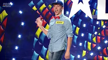El este favoritul lui Mihai Petre! Mircea Palamari i-a uitmit pe juratii de la Romanii au talent cu miscarile lui