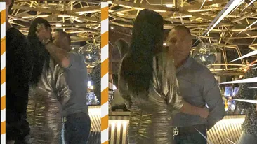 Faimosul fotbalist român a fost prins în offside! ”Cobra” a atacat-o la Uanderful pe detonatoarea Andra: îmbrățișări pătimașe & sărutări ucigașe