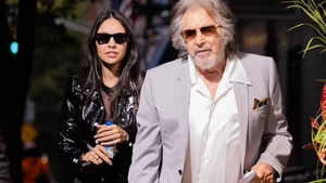 Al Pacino a rămas burlac, la 3 luni după ce a devenit tată pentru a patra oară. Fosta iubită, de 29 de ani, a depus actele pentru custodie