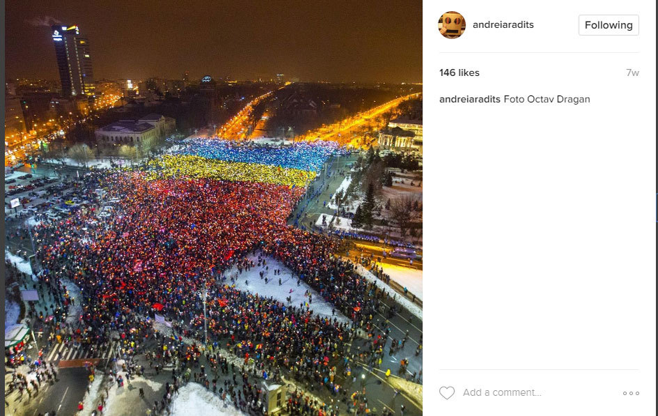 Nu credeai că o să o vezi şi pe-asta! Mişcarea #rezist a ajuns şi la Antena 1! Cine a avut curajul să se afişeze aşa
