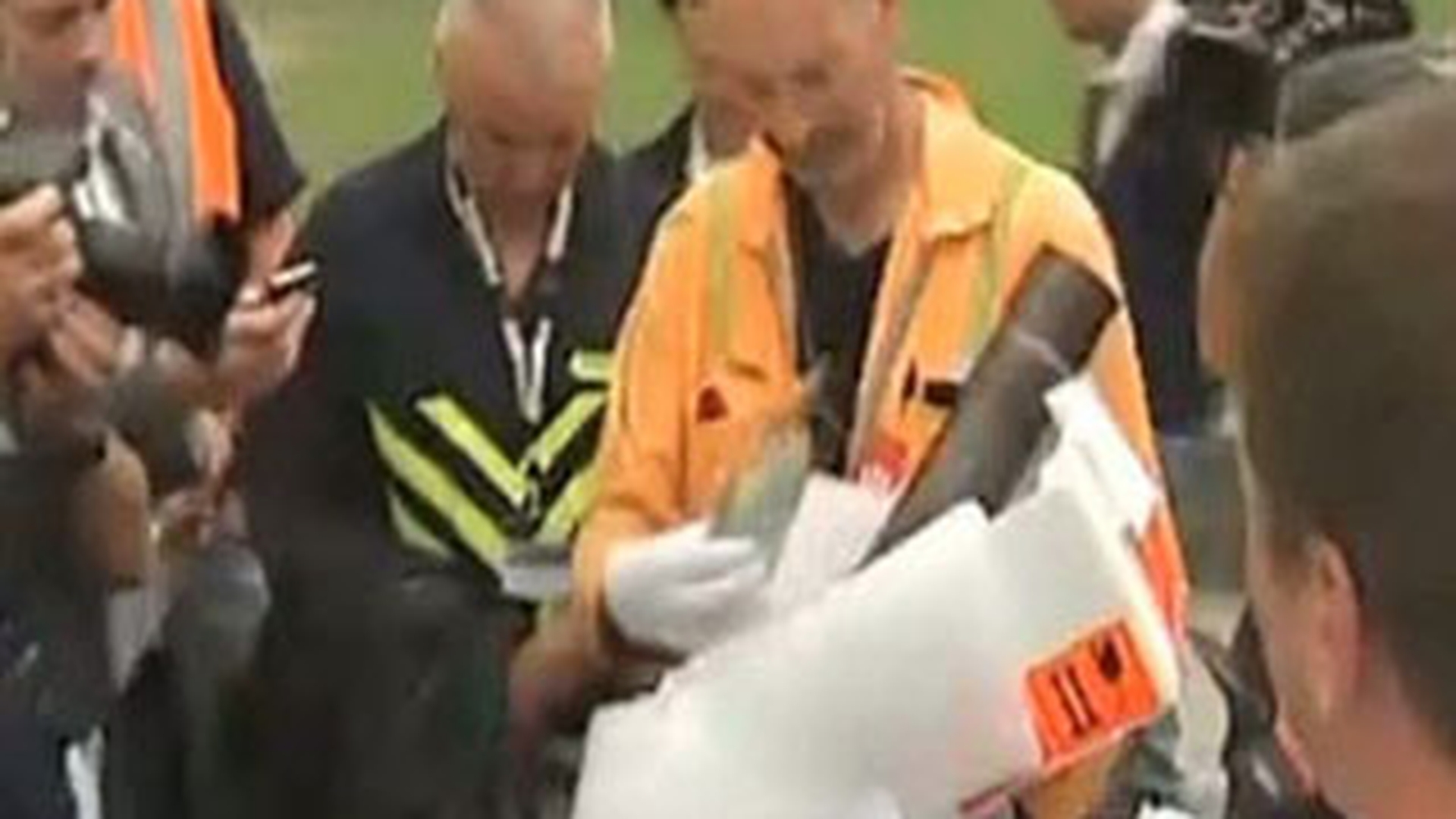 Cutremurul din Christchurch a scos la iveala doua capsule ale timpului sub ruine!