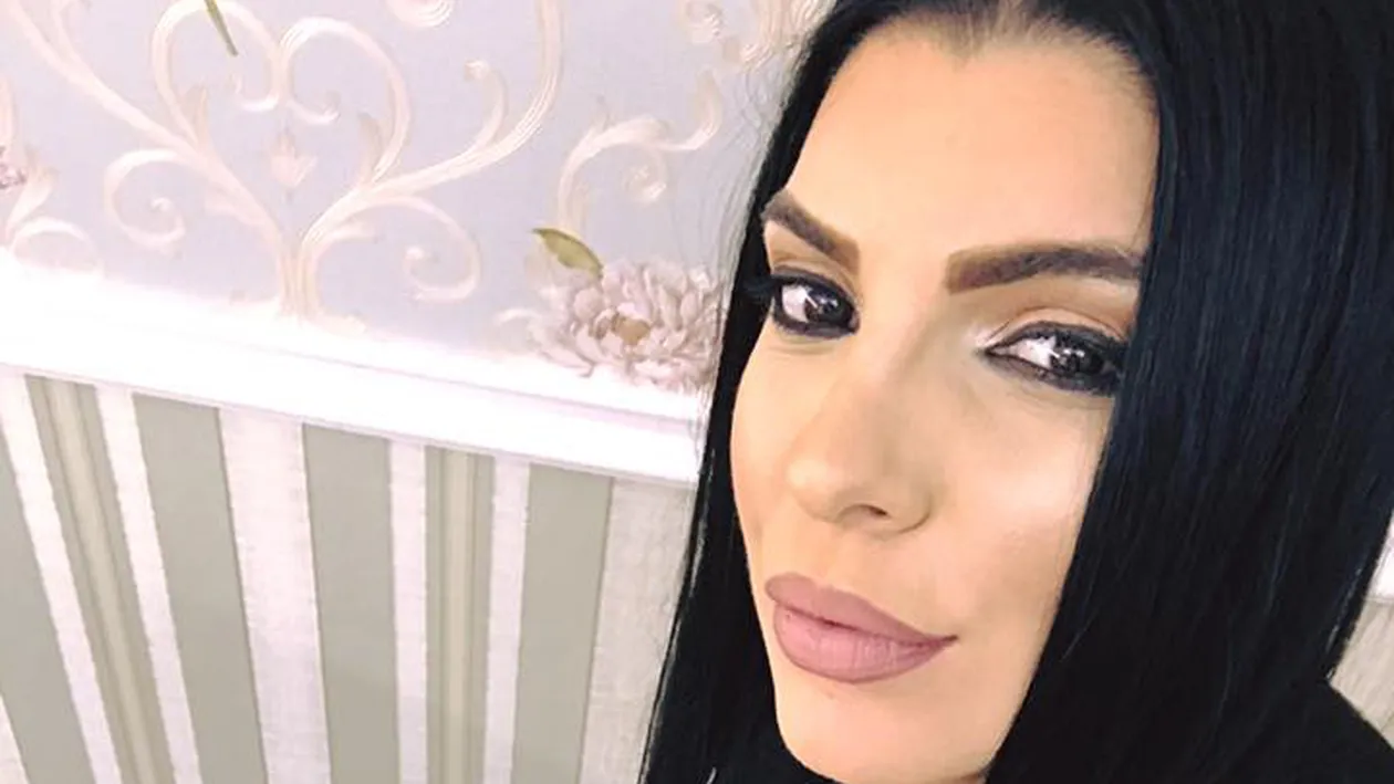 ANDREEA TONCIU şi-a prezentat sora în direct! Cât de mult seamănă cele două!