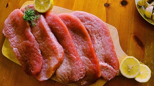 Carnea pe care majoritatea românilor o evită! Este mai sănătoasă și mai savuroasă decât cea de porc sau vită