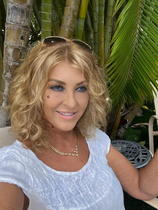 Cum arată acum fosta soacră a lui Cristi Borcea, la 65 de ani. Mama Alinei Vidican, transformare uluitoare!