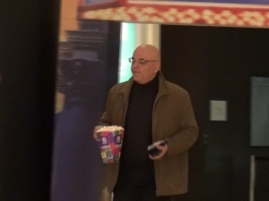 Raed Arafat are o pasiune cât se poate de bizară şi merge destul de des la film