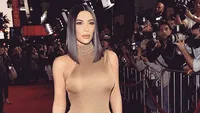 In poze e perfecta, in realitate e plina de celulita! Cum arata Kim Kardashian cand e fotografiata fara sa stie