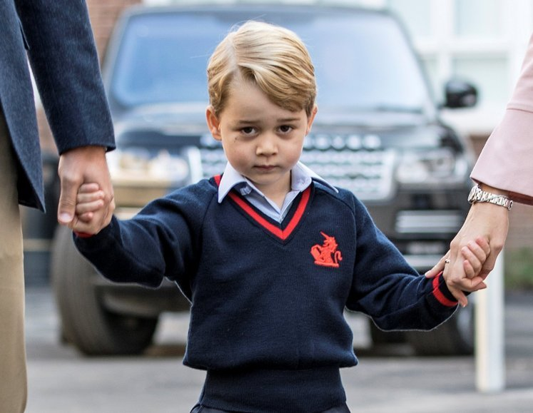 Şocant! Prinţul George, ameninţat cu moartea de ISIS!