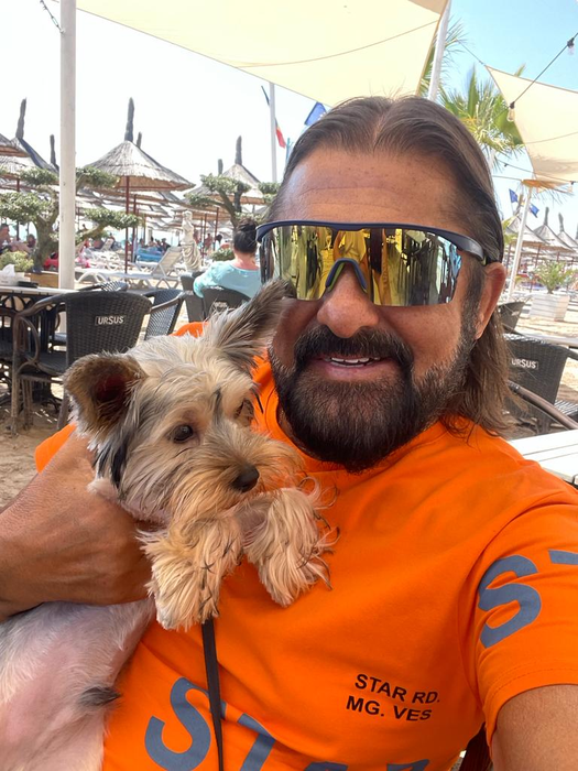 Gheorghe Gheorghiu, o campanie mereu simpatică pentru oameni și animale de casă/ Sursă foto: facebook