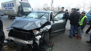 Smiley, salvat de masina din accidentul care ar fi putut sa se termine tragic! Dotarile l-au ajutat sa scape fara nicio zgarietura