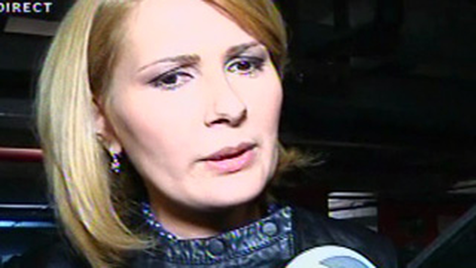 VIDEO Sandra Stoicescu, despre idila fostului iubit cu prietena ei, Nina: "Ii iubesc pe amandoi, dar diferit"