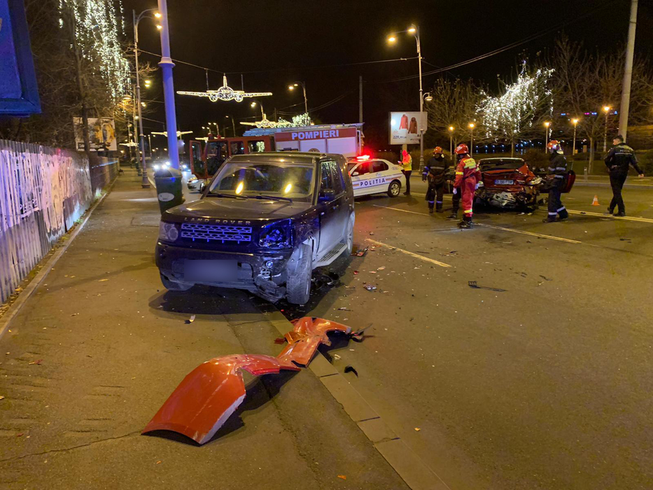 BMW-ul tunat al lui Tudor Beștea a lovit un Range și s-a făcut praf