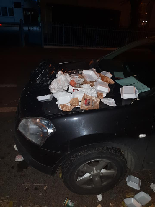 Cum s-au răzbunat niște ieșeni pe șoferul unui Nissan. „Niște țărani obosiți!”
