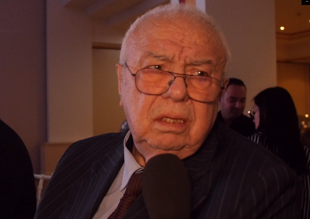 Alexandru Arșinel ar fi internat într-un cămin