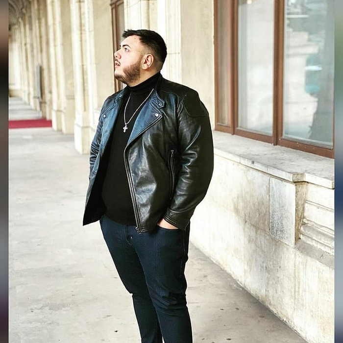 Belele nu îl ocolesc pe Leo de la Kuweit / (Sursa: Instagram)