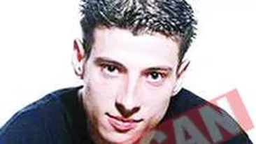 Parintii bancherului sinucigas au vandut apartamentul sa acopere paguba