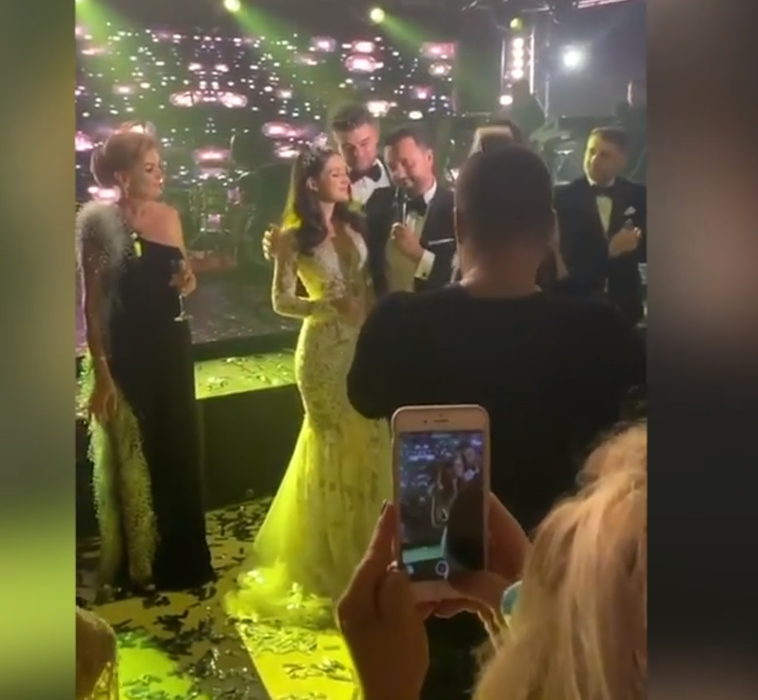 Luminița și Gigi Becali au plâns în noaptea nunții fiicei lor. Gestul făcut de Theodora în fața invitaților