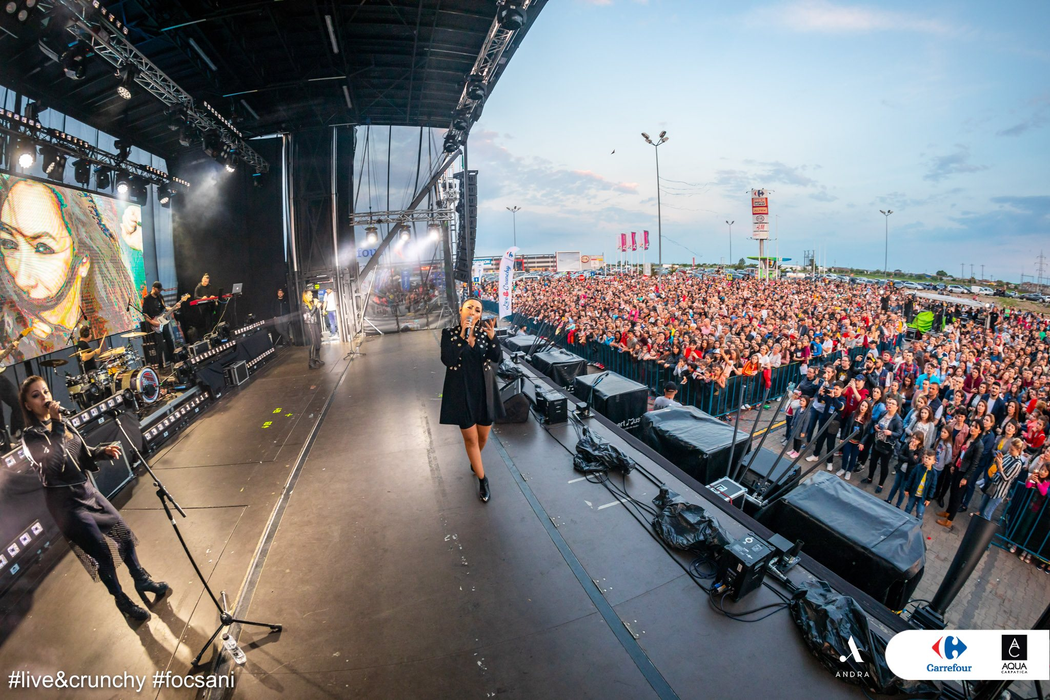 Andra Măruță, scene uluitoare în timpul concertului din Focșani! Ce i-au făcut cei din primul rând