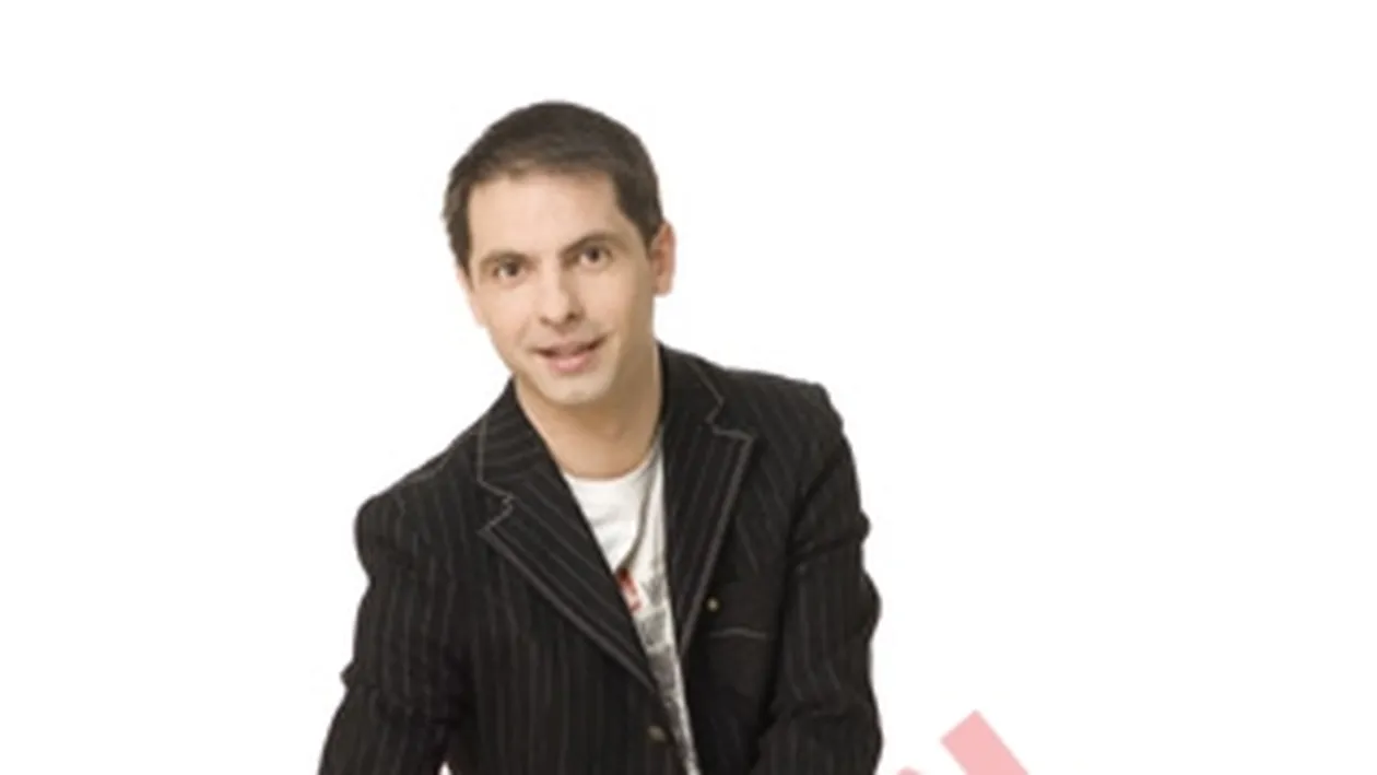 Dan Negru face nopti albe din cauza eruptiilor dentare ale fiicei lui